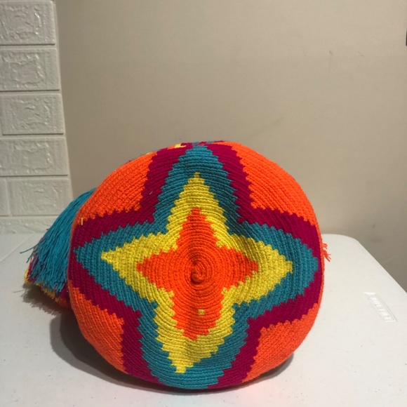NEW Authentic Wayuu bag/ Orange crosses/ Handmade women's bag/ Size L - Picture 4 of 7